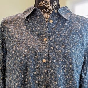 LRL Lauren Jeans Co. Denim Floral Blouse. Women's full front button up. XL